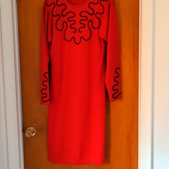 Red Dress - Picture 2 of 5